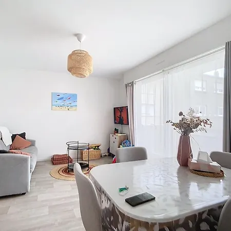 Cosy Pour 4, A 2 Pas De La Avec Balcon ! - Fr-1-236-161 * Cucq